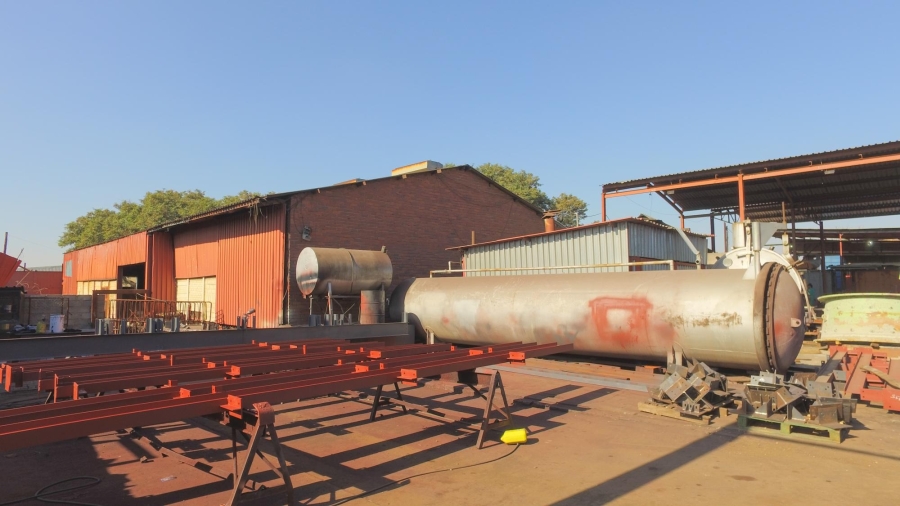 To Let commercial Property for Rent in Oos Einde North West